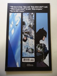 Batman: Last Knight On Earth #2 (2019) NM Condition