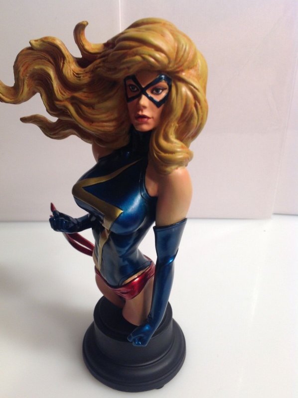 Marvel Bowen Designs Ms. Marvel mini-bust MIB #0489/1000 Captain Carol Danvers