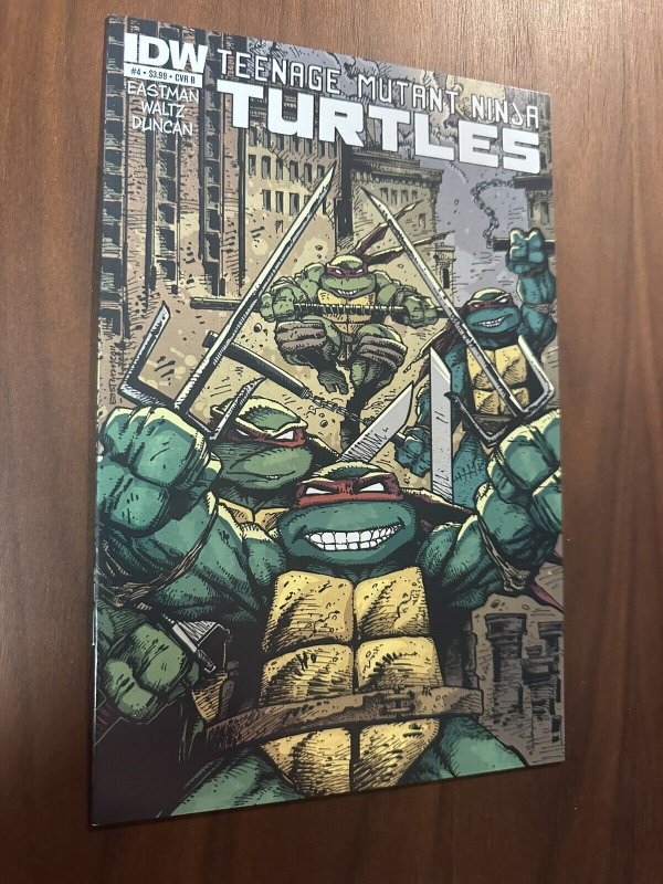 Teenage Mutant Ninja Turtles #4B VF/NM RI 1:5 Variant Kevin Eastman Cvr (2011)