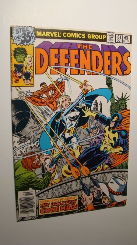 DEFENDERS 64 *HIGH GRADE* VS VALKYRIE HELLCAT HULK NIGHTHAWK FALCON IRON FIST 