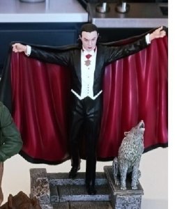 Iron Studios, Universal Monsters, Bela Lugosi Dracula 1/10 Scale Statue, w/Box