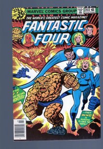 Fantastic Four #203 - Dave Cockrum, Joe Sinnott Cover Art. (8.5) 1979