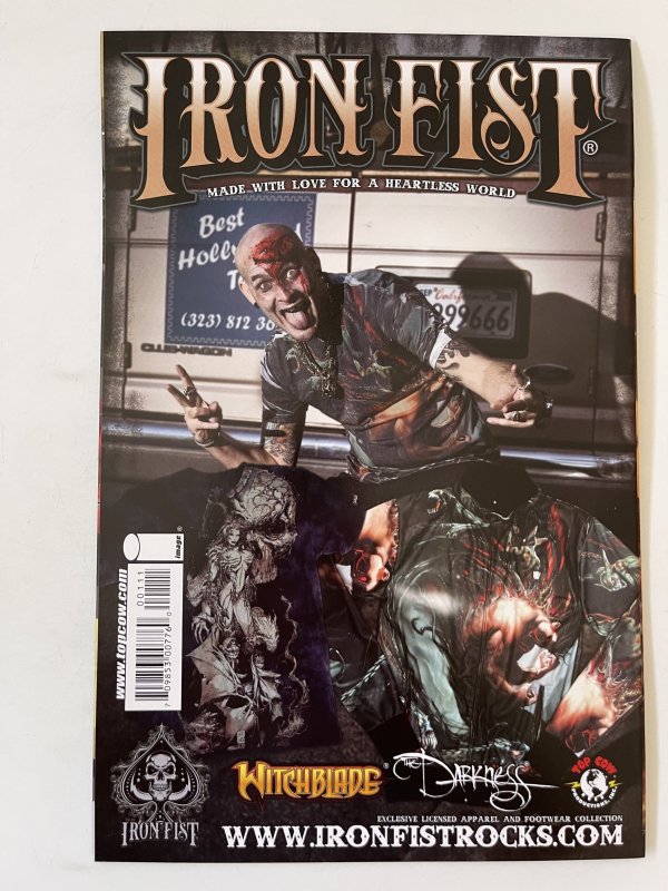 Broken Trinity: Pandora´s Box #1 - NM+  (2010)