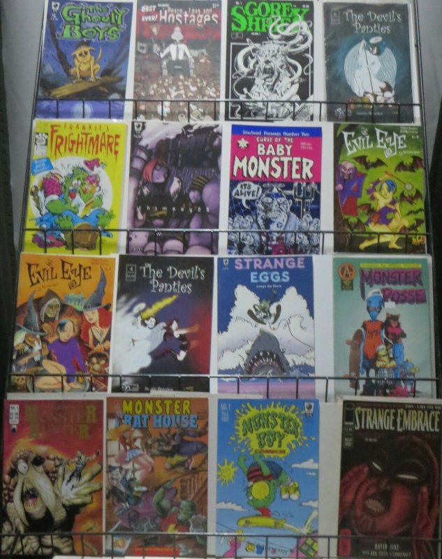 GOTH/HORROR/SPOOKIE INDIE COMIC MEGA-LOT! 37 BOOKS! Vampires and other joys!