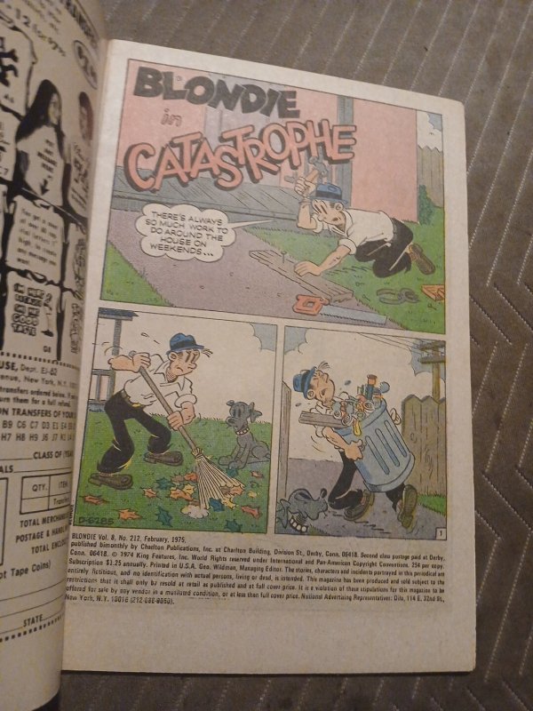 Blondie #212 1st Appearance Super Dagwood Charlton Comics 1975 Bronze Age