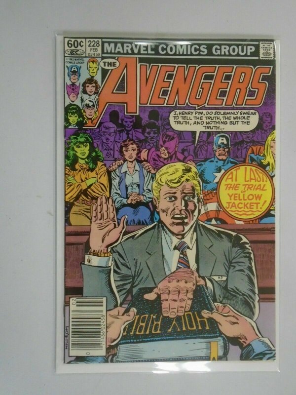 Avengers #228 Newsstand edition 5.0 VG FN (1983 1st Series)