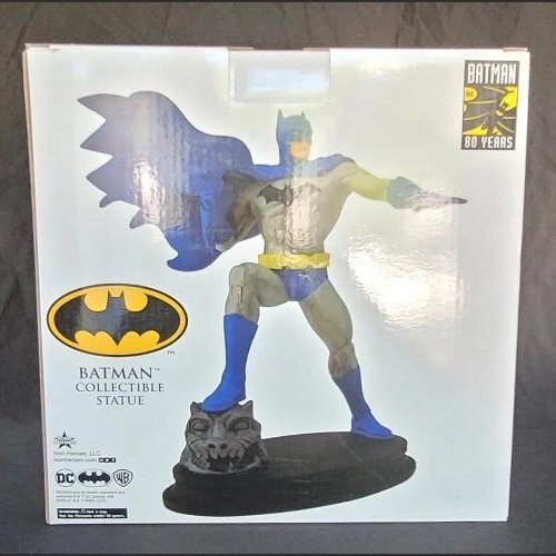 DC Batman 80th Year Statue Collectible New Only 500 Made