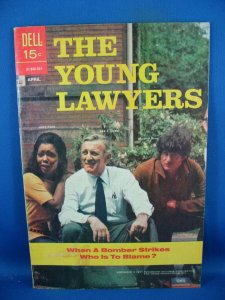 THE YOUNG LAWYERS 2 F PHOTO COVER 1970