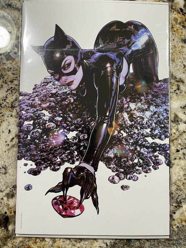 Catwoman #39 Virgin White Sozomaika Variant NEW In Hand