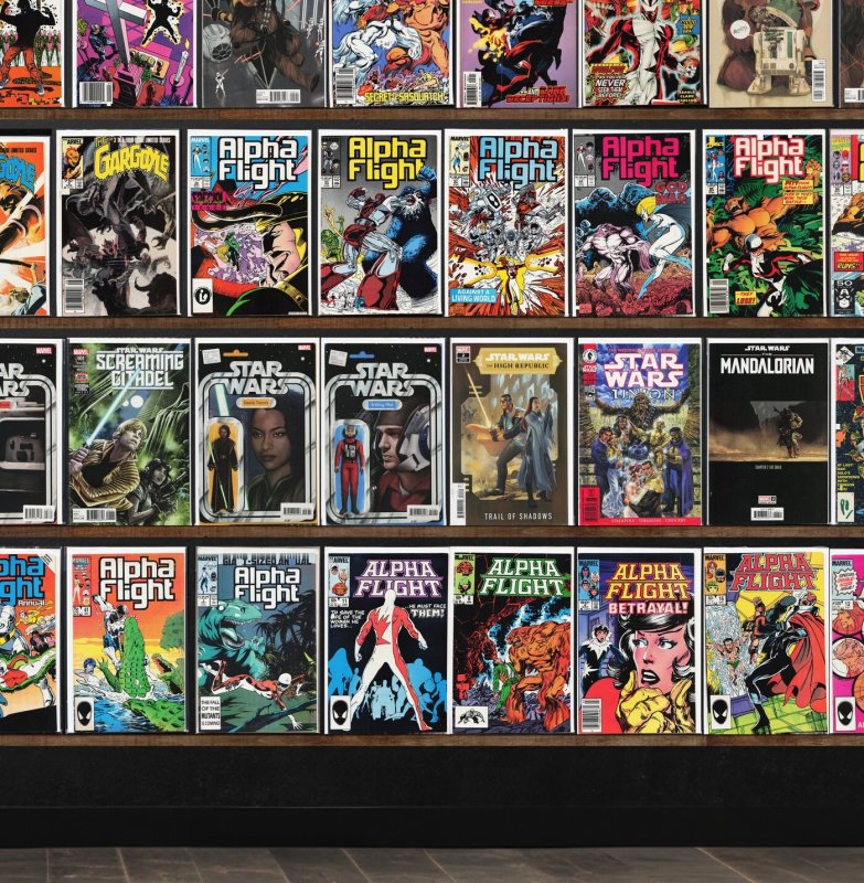 Huge Lot 150+ Comics with Alpha Flight, Fantastic Four, Fallen Angels & More!