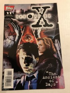 THE X-FILES #11 : Topps 11/95 VF/NM; Fox & SCULLY photo cover