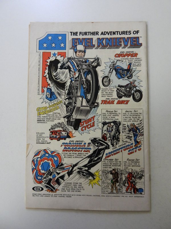 The Avengers #144 (1976) 1st appearance of Hellcat VG condition MVS intact