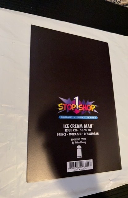 Ice Cream Man #26 Luong Cover (2021) killer ice creamMan