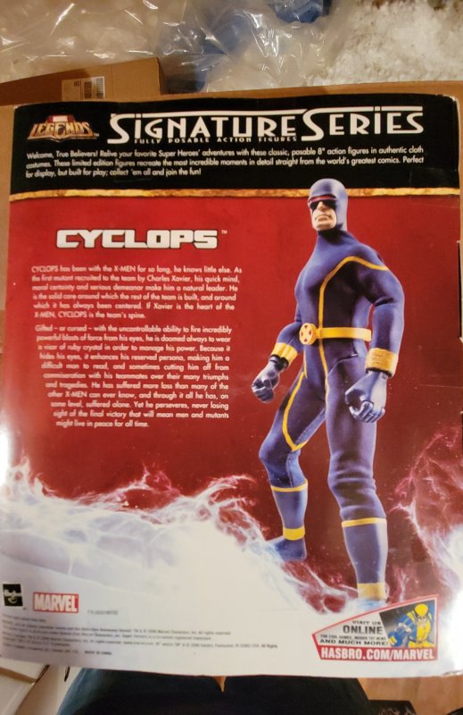 Marvel Legends Signature Series Cyclops Action Figure Comic