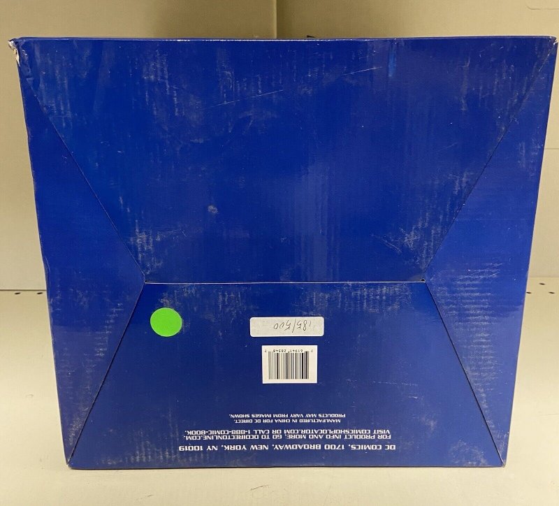 DC Direct Wonder Woman: Tiara, Bracelets & Lasso Prop Replica