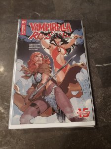 Vampirella/Red Sonja #1 Virgin Art Cover Terry Dodson (2019)