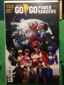 Saban's Go Go Power Rangers #1