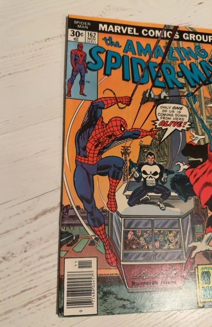 The Amazing Spider-Man #162 (1976)punisher and nightcrawler