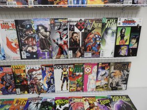 Huge Lot 190+ Comics W/ Avengers, Spider-Man, Daredevil, +More! Avg VF- Cond!