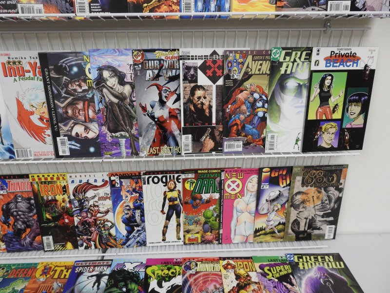 Huge Lot 190+ Comics W/ Avengers, Spider-Man, Daredevil, +More! Avg VF- Cond!