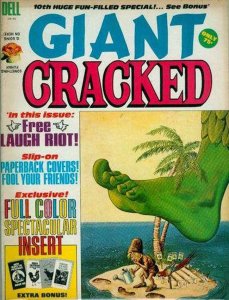 Giant Cracked #10 VG ; Globe | low grade comic