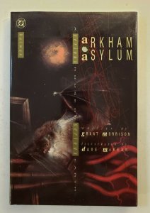 BATMAN ARKHAM ASYLUM HARD COVER GRAPHIC NOVEL GRANT MORRISON NM