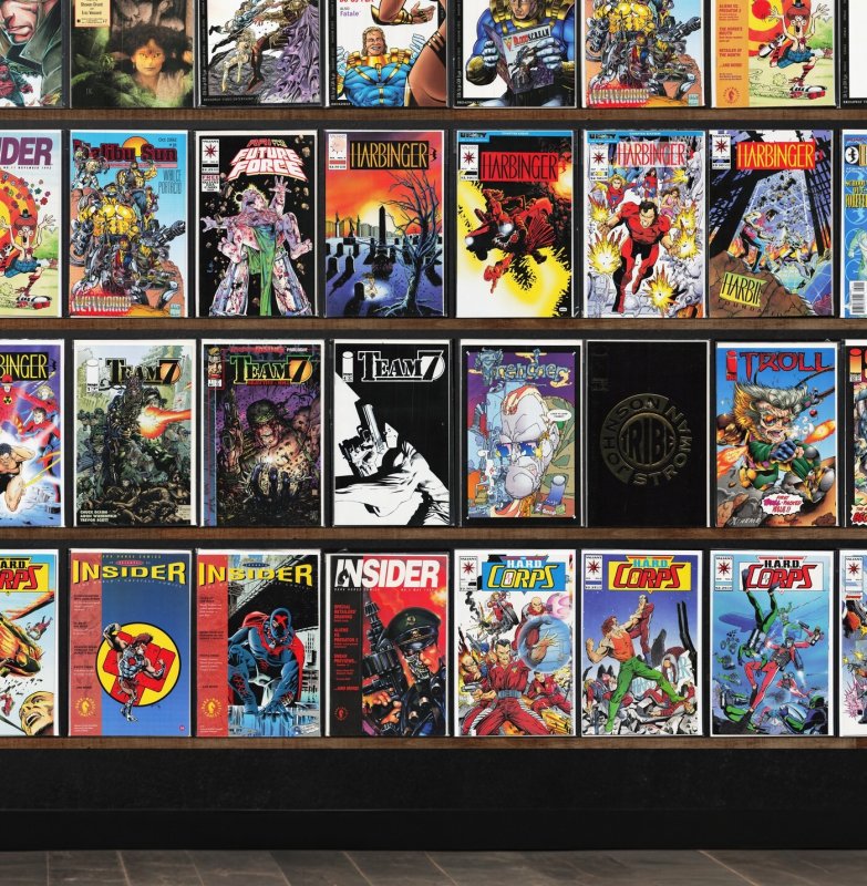 Huge Lot 150+ Comics with Harbinger, The H.A.R.D. Corps, The Malibu Sun & More!