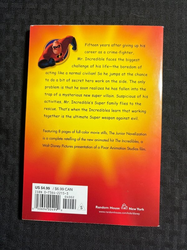 2004 THE INCREDIBLES Junior Novelization FN 6.0 Random House / Disney Pixar