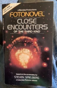 FOTOnovel close encounters of the third kind paperback adaptation, 1979