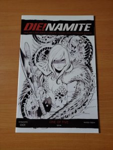 Die!namite #1 Peach Momoko B&W Red Sonja Variant ~ NEAR MINT NM ~ 2020 Dynamite
