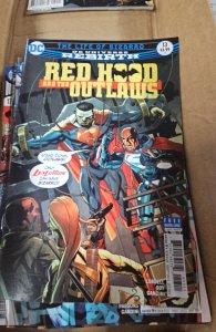 Red Hood & the Outlaws #13 (2017)