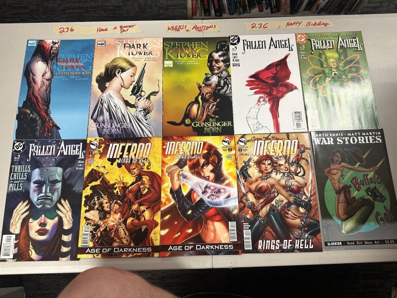 Lot of 10 Comic Lot (see pictures) 236-4