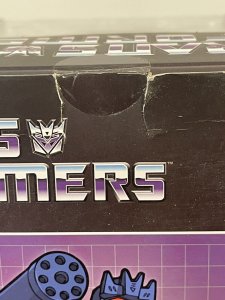 Hasbro Premium Collectibles Studio The Transformers Soundwave Statue NIB WH