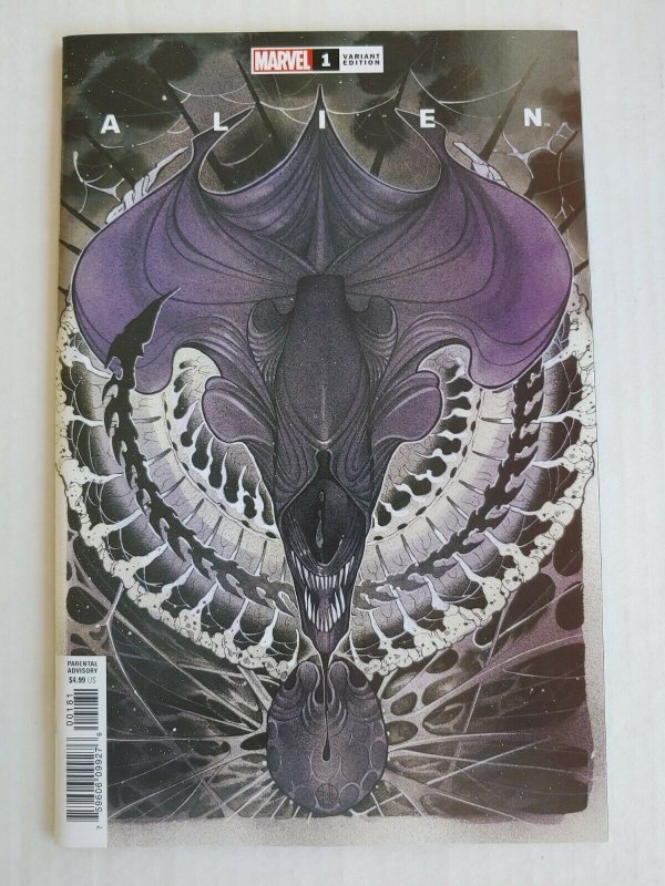 Alien #1, Peach Momoko Variant, NM or better! (2021) Marvel