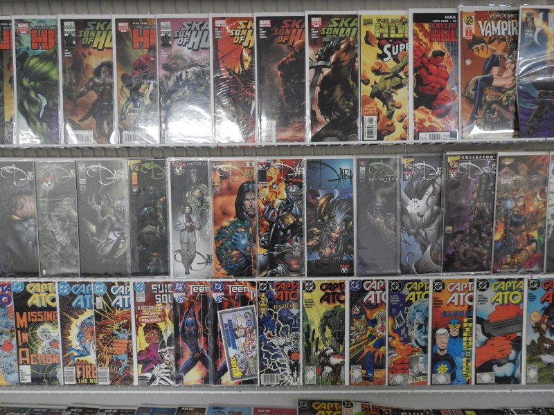 Huge Lot of 150+ Comics W/ King Spawn, Hulk, Captain Atom! Avg. VF- Condition!