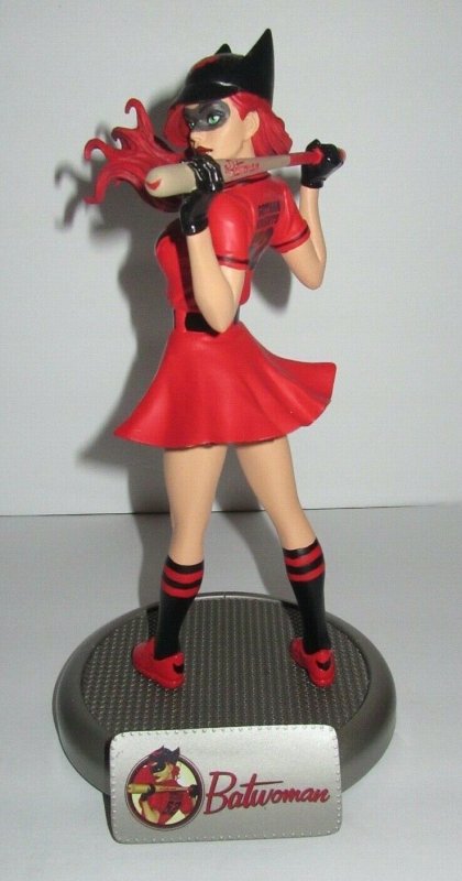 DC Bombshells BATWOMAN Away Uniform Variant Statue Ltd Edition DC Collectibles