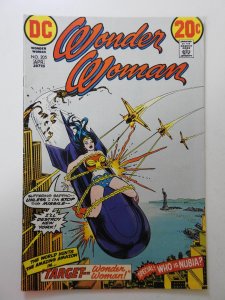 Wonder Woman #205 (1973) FN- Condition!