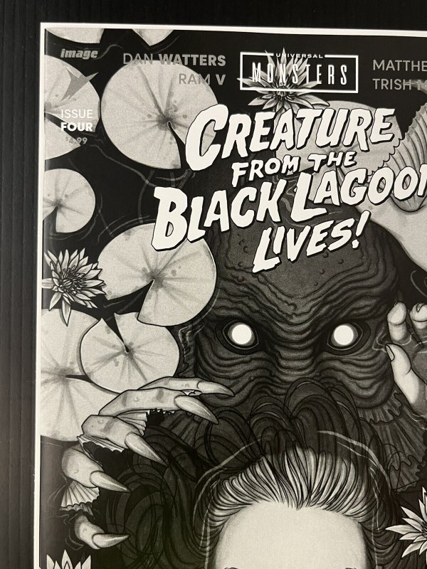 UNIVERSAL MONSTERS CREATURE F/T BLACK LAGOON LIVES #4 CVR B + 1:25 PROSHIPPER