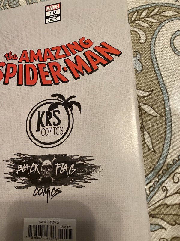 AMAZING SPIDER-MAN #50 MAYHEW SPIDER-GWEN VIRGIN VARIANT ???