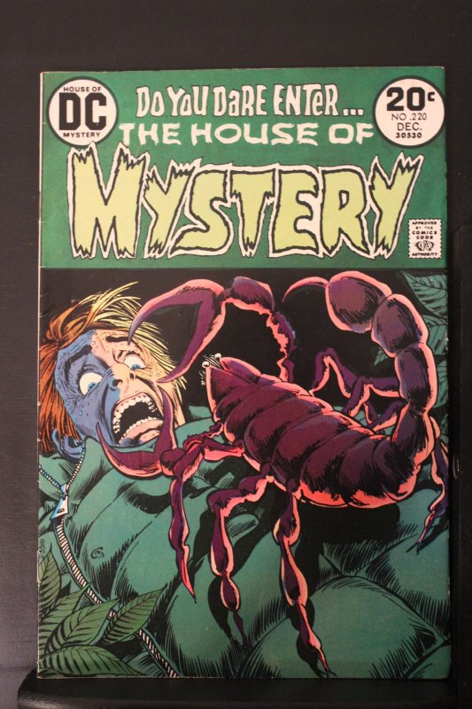 House of Mystery #220 (1973) High-Grade VF/NM Scorpion cover DC Horror Wow!