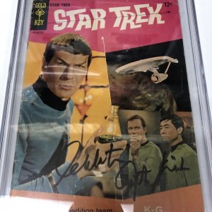 Star Trek (1967) # 1 (CGC 4.0 SS) Signed & Capt . Kirk Shatner • Incomplete