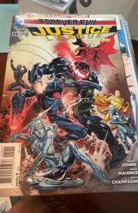 Justice League #29 (2014) A. Bug 