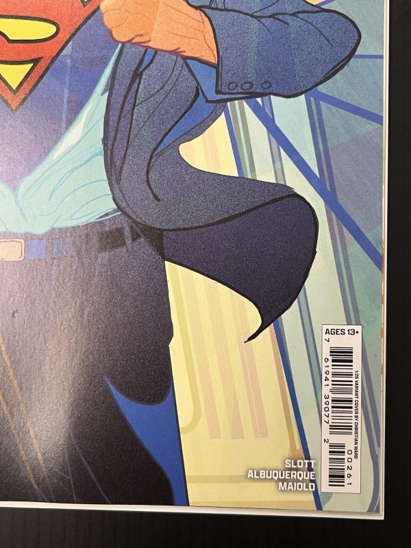 SUPERMAN UNLIMITED #2 CVR E 1:25 CHRISTIAN WARD VAR 2025 IN-HAND PROSHIPPER