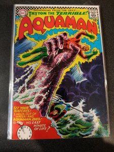 AQUAMAN #32 DC SILVER AGE CLASSIC F+