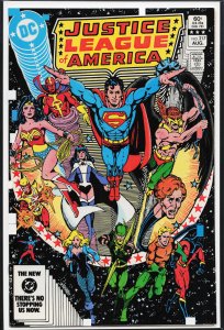 Justice League of America #217 (1983) Justice League