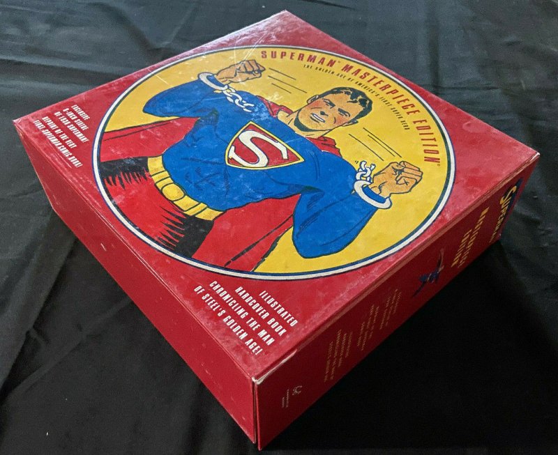 SUPERMAN MASTERPIECE COLLECTION INCLUDES HARDCOVER BOOK AND 8 INCH STATUE