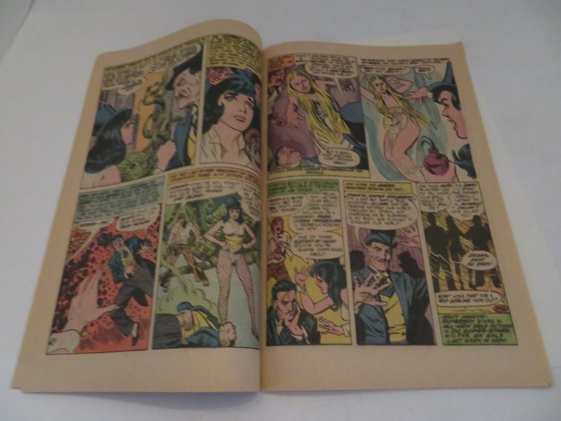 DC Super Stars #11  (1977) Zatanna Comic Book F/VF 7.0