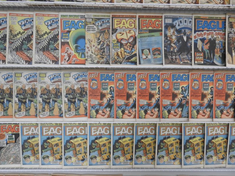 Huge Lot 170+ W/ 2000 AD, Eagle & Scream!! Avg FN Condition!