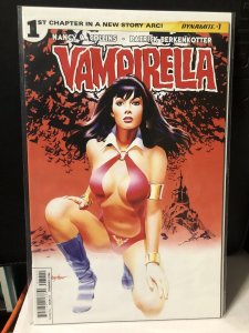 VAMPIRELLA 7 A VOL.2 DYNAMITE COMIC MAYHEW NANCY COLLINS BERKENKOTTER 2014