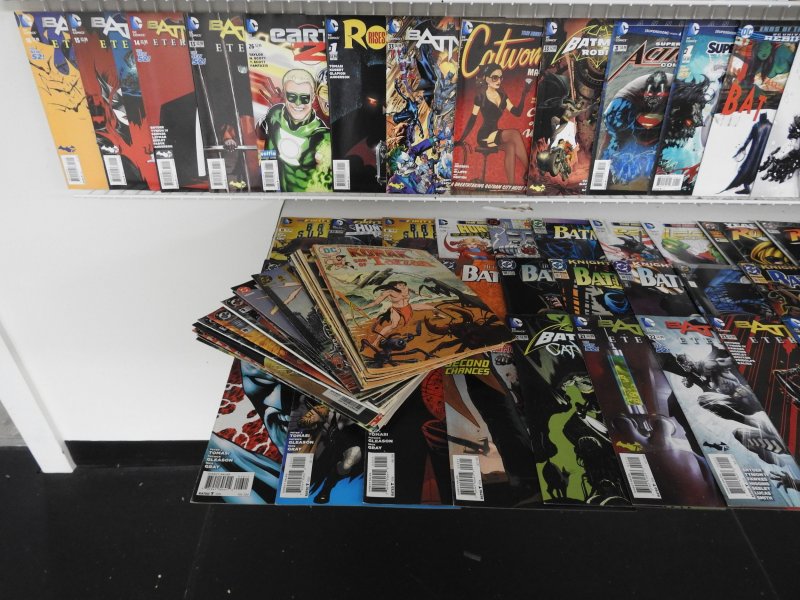 Huge Lot of 200+ Comics W/ Detective Comics, Superman, Batman Avg. VF- Cond.